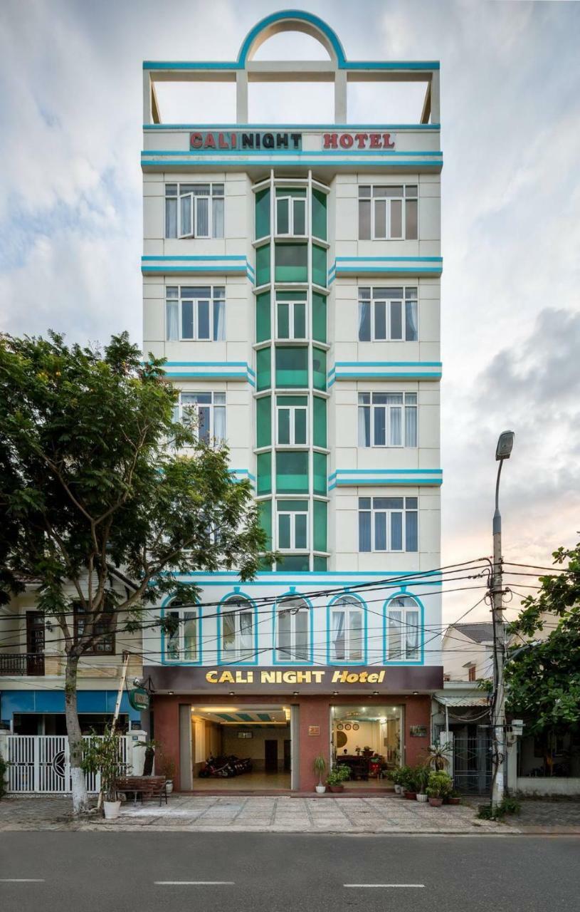 Cali Night Hotel Da Nang Exteriör bild